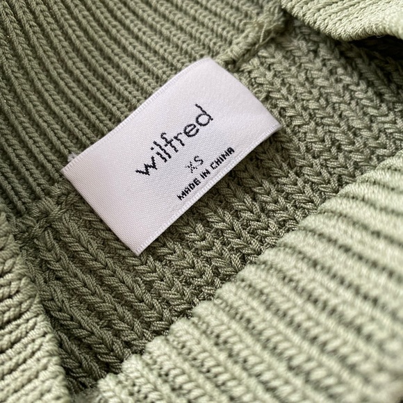 Aritzia Wilfred New Halter Tank in Sage Frost - Picture 6 of 6